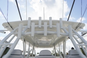 2022 Sea Hunter 41 CTS thumbnail 9