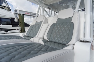2022 Sea Hunter 41 CTS thumbnail 18