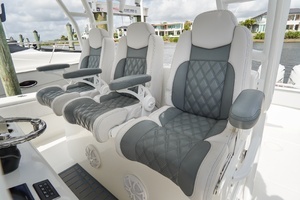 2022 Sea Hunter 41 CTS thumbnail 11