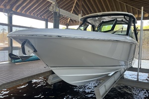 Offshore Investment 32ft Boston Whaler Yacht For Sale