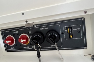 Offshore Investment 32ft Boston Whaler Yacht For Sale