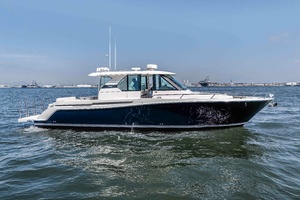 LIVIMAC 44ft Tiara Yachts Yacht For Sale