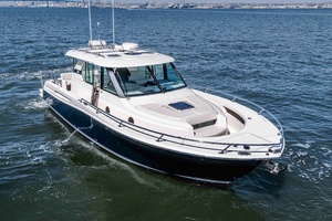 LIVIMAC 44ft Tiara Yachts Yacht For Sale