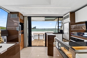 61FT (18.69M) PRESTIGE