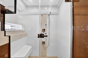 61FT (18.69M) PRESTIGE