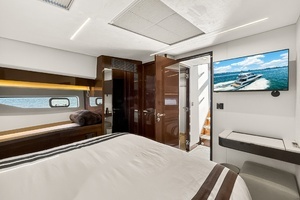 2023 Prestige 590 thumbnail 52