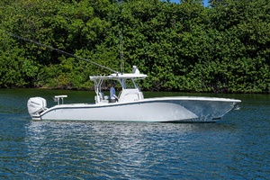 34ft Yellowfin Yacht For Sale
