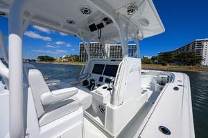 34ft Yellowfin Yacht For Sale