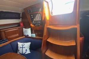 2005 Beneteau 42 CC thumbnail 21