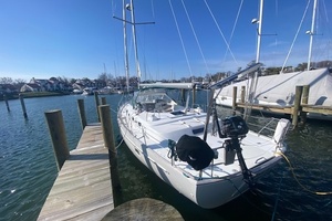 2005 Beneteau 42 CC thumbnail 27