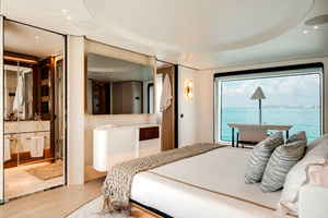 118FT (35.97M) AZIMUT