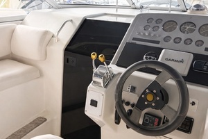 1992 Tiara Yachts 270 Sport thumbnail 4