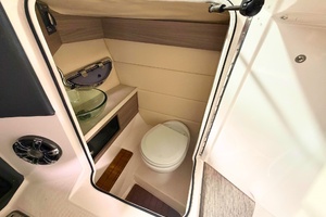 28ft Regal Yacht For Sale