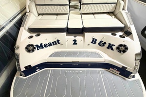 28ft Regal Yacht For Sale