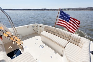 2016 Sabre 42 Fly Bridge Sedan thumbnail 22