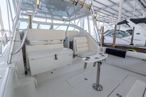2007 Tiara Yachts 3800 Open thumbnail 10