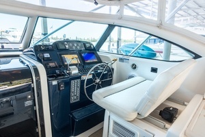 2007 Tiara Yachts 3800 Open thumbnail 14
