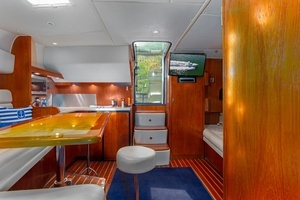 2007 Tiara Yachts 3800 Open thumbnail 29