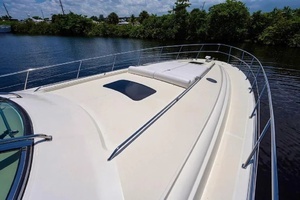 2004 Sea Ray 550 Sundancer thumbnail 9