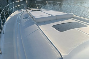 2004 Sea Ray 550 Sundancer thumbnail 21