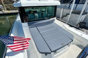 2020 Axopar 28 Cabin thumbnail 15
