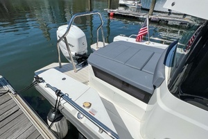 2020 Axopar 28 Cabin thumbnail 13