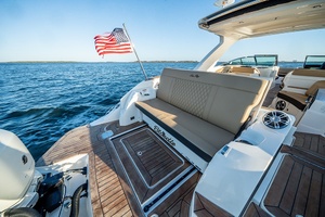 BLONDIE 35ft Sea Ray Yacht For Sale