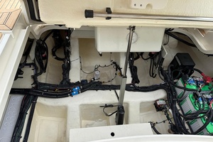 BLONDIE 35ft Sea Ray Yacht For Sale