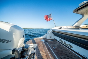 BLONDIE 35ft Sea Ray Yacht For Sale