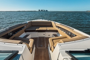 BLONDIE 35ft Sea Ray Yacht For Sale