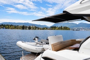 2019 Sea Ray Sundancer 350 Coupe thumbnail 5