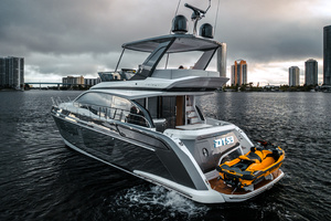 53ft Azimut Yacht For Sale