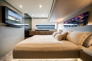 53FT (16.15M) AZIMUT