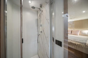 53ft Azimut Yacht For Sale