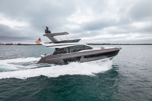 53FT (16.15M) AZIMUT Worth Avenue Yachts