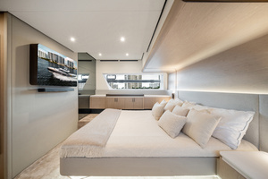 2023 Azimut 53 FLY thumbnail 25