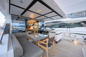 2019 Azimut S7 thumbnail 36