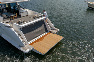 70FT (21.34M) AZIMUT