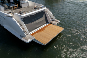 70FT (21.34M) AZIMUT