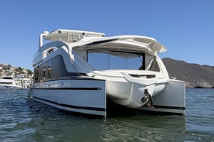 Salute In Pluribus 54ft Overblue Yacht For Sale