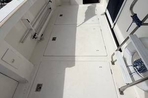 Never Satisfied 47ft Bayliner Yacht For Sale