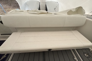 2018 Robalo 305 thumbnail 5