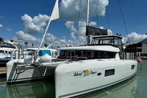 2017 Lagoon 42 OV thumbnail 1