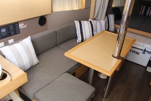 Avery J 35ft Beneteau Yacht For Sale