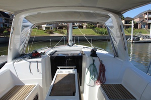 Avery J 35ft Beneteau Yacht For Sale