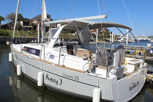 Avery J 35ft Beneteau Yacht For Sale