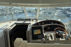 2004 Sea Ray 390 Motor Yacht thumbnail 4