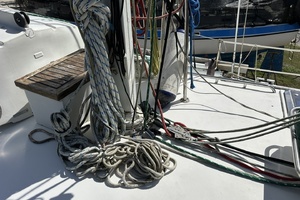 BRICK HOUSE 39ft Valiant Yacht For Sale
