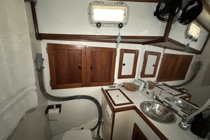 BRICK HOUSE 39ft Valiant Yacht For Sale