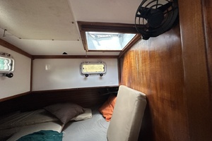 BRICK HOUSE 39ft Valiant Yacht For Sale